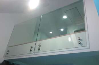 Wyroby użytkowe ze szkła z firmą Bfl Metalowe i Szklane Konstrukcje!