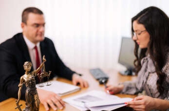 Co warto wiedzieć o usługach notarialnych? Kancelaria notarialna Tadeusz Miron Hamera