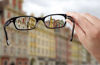 Niezbędna pomoc przy wyborze okularów - szukamy dobrego salonu optycznego