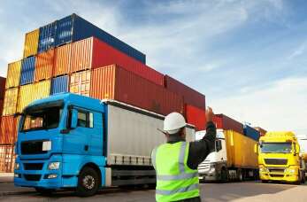 W czym mogą pomóc pracownicy wykwalifikowanej agencji celnej, takiej jak Transconsult Poland?