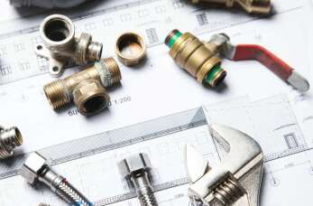 Na czym polega budowa instalacji wodno-kanalizacyjnej z firmą instalacyjną Arohydro?