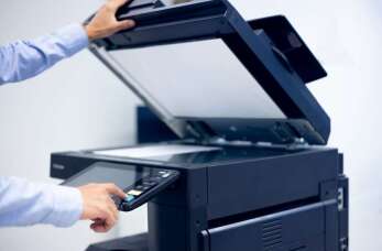 Usługi elektroniczne Krzysztof Cebryk: Naprawa sprzętu biurowego — kiedy warto i gdzie tego dokonać?