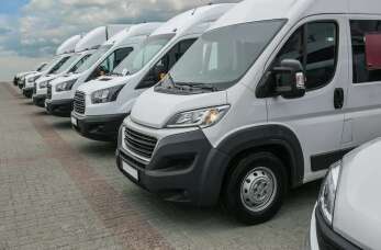 Wynajęcie busa: kiedy warto skorzystać z usług firmy Mp-Car Wynajem Samochodów?