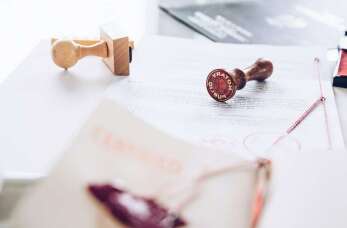 Kancelaria Notarialna Julity Polak-Skawińskiej: Umowy notarialne związane z nieruchomościami