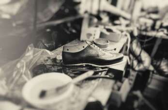 Masz niewygodne buty? Sprawdź jak może Ci w tym pomóc zakład Jacek Szewc Naprawa Obuwia
