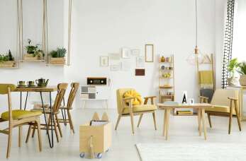 Jak usunąć naklejki z mebli?