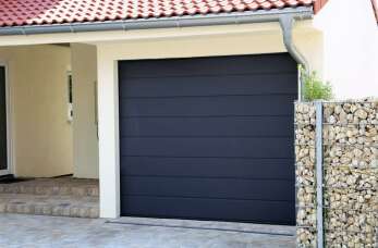 Czym wyróżnia się brama segmentowa z napędem od firmy Olbud?