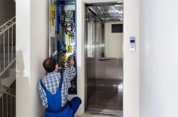 Profesjonalna konserwacja wind okiem specjalisty z Firmy Usługowej Elektro-Lift