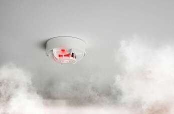 Andrzej Jokisz Instalacje Przeciwpożarowe: Czujniki dymu - aktywne wykrywanie zagrożeń pożarowych