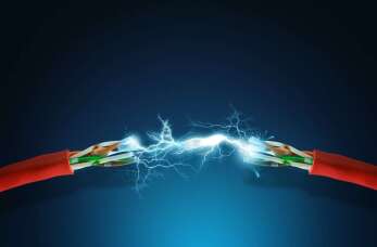 Czym jest zwarcie elektryczne i jakie są jego najczęstsze przyczyny? - usługi firmy Monter