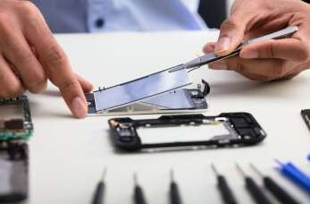 Problemy z dotykiem w telefonach - przyczyny i rozwiązania z firmy Epicentrum