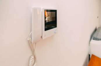 Czy warto zainwestować w montaż wideodomofonów? Electrofast