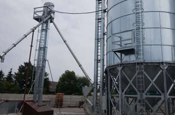 Przenośniki kubełkowe z KBKS Poland jako efektywny sposób transportu materiałów sypkich