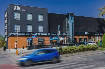 Dom handlowy - jakie są zalety korzystania ze sklepów i usług znajdujących się w ABC Factory?