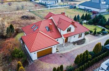 Hurtownia Grześ Dach: Pokrycia dachowe - rodzaje, zastosowania i zalety