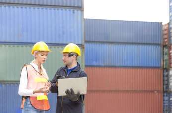 Współpraca z Agencją Celną Hause - korzyści dla osób prywatnych i podmiotów gospodarczych