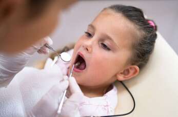 Gabinet dentystyczny lek. dent. Marcelina Muszyńska: Stomatologia dziecięca - jak przygotować dziecko do wizyty u dentysty i dbać o zdrowie zębów od najmłodszych lat