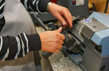 Jakie typy kluczy można dorobić? - oferta firmy Sam-Masters