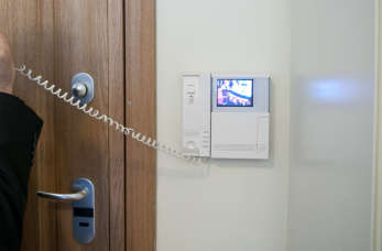 Domofon daje poczucie bezpieczeństwa