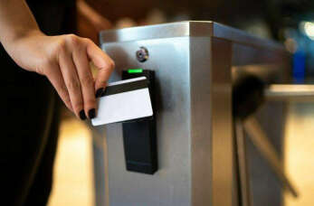 Systemy kontroli dostępu - jak zwiększyć bezpieczeństwo w budynkach użyteczności publicznej? | Zakład Usług Elektrycznych Jerzy Kaczmarek