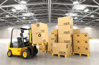 Wózek widłowy jako nieodzowny element hali magazynowej