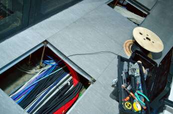 Taśmy do instalacji elektrycznych – kluczowe informacje