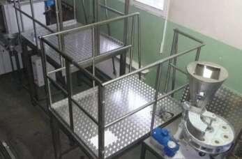 Sprzedaż podestów do dozowników objętościowych