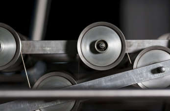 Przenośniki grawitacyjne – wykorzystanie w przemyśle