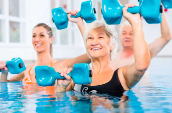 Dlaczego warto wybierać leczenie w ramach turnusu rehabilitacyjnego?