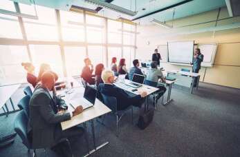 Szkolenia okresowe BHP – klucz do bezpieczeństwa w pracy