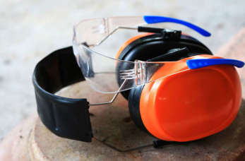 Jakie są obowiązki pracodawcy i pracownika w ramach zasad BHP?