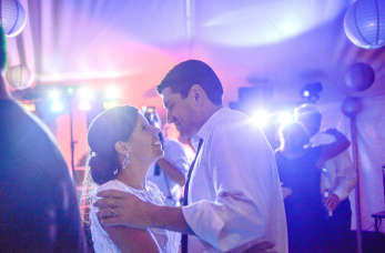 DJ na wesele – gwarancja udanej imprezy!