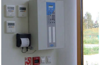 Systemy sygnalizujące i chroniące na wypadek pożaru w budynku