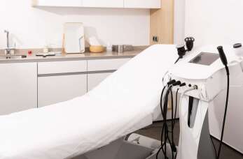 Wizyta u proktologa – przygotowanie i komfort