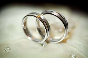 Obrączki ślubne – symbol miłości i tradycji